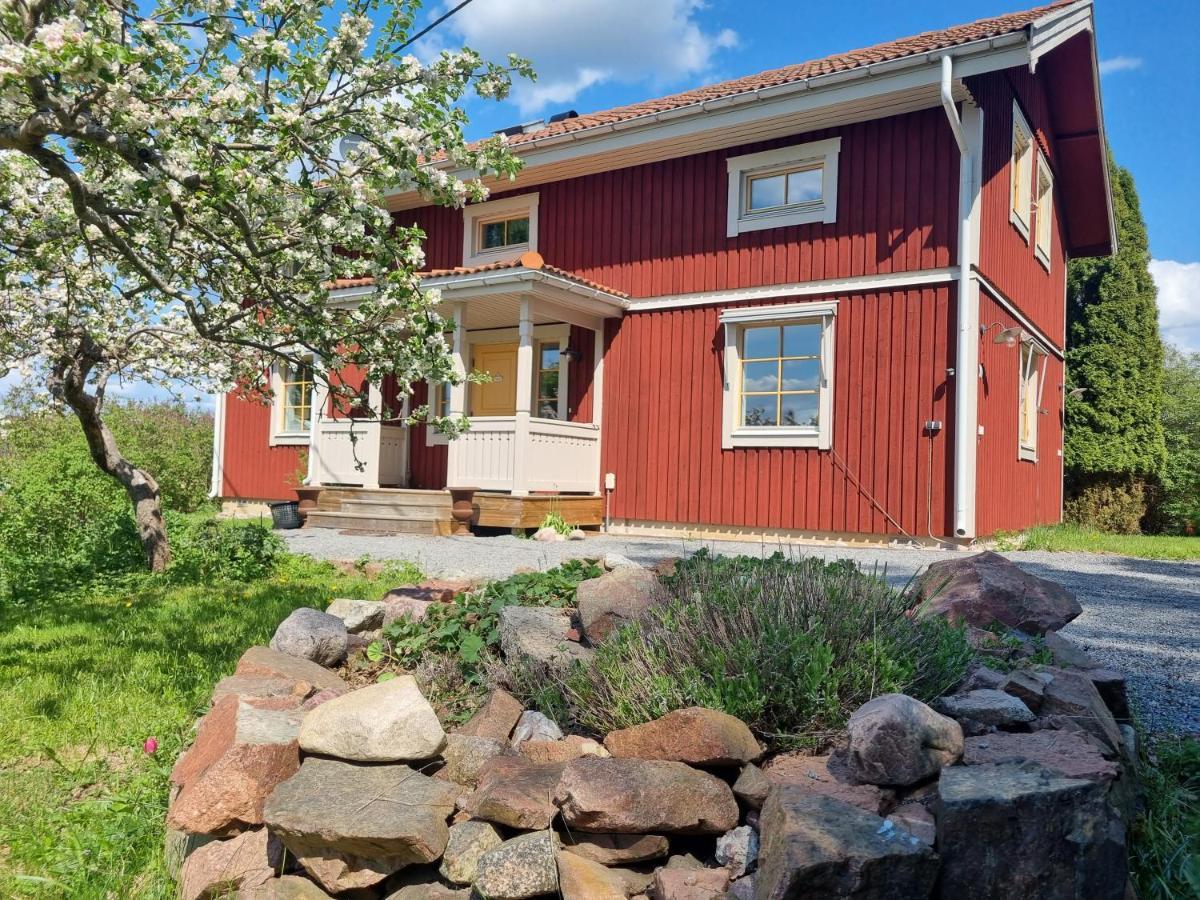 Saellinge House - Cozy Villa With Fireplace And Garden Close To Uppsala Exteriér fotografie