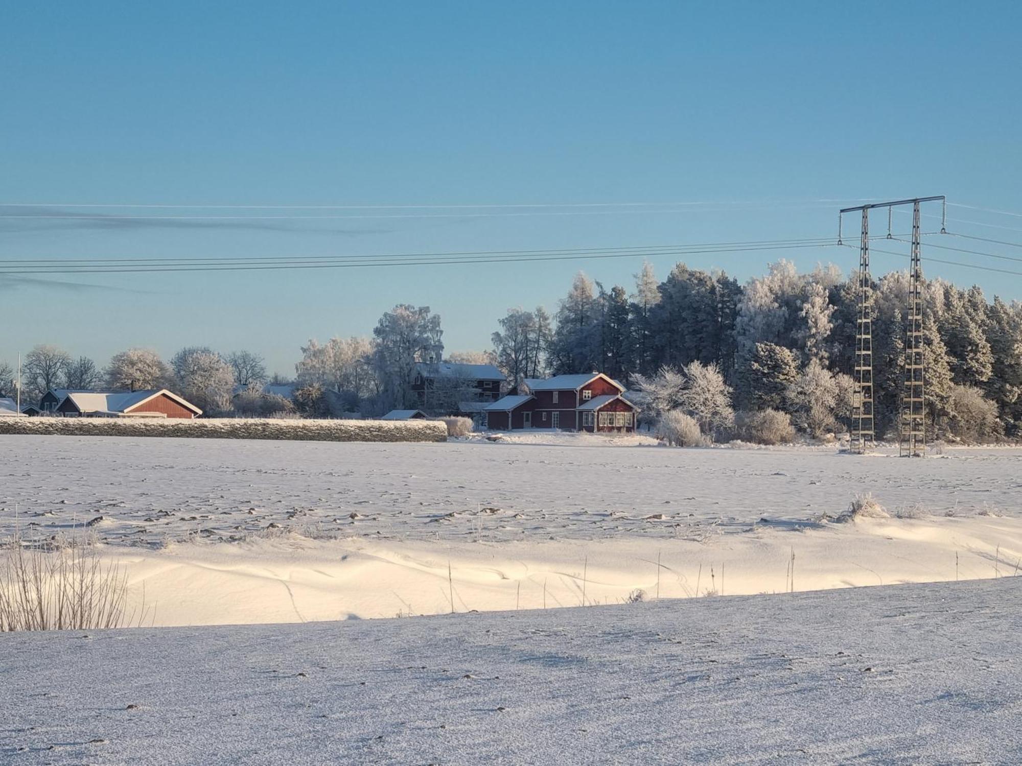 Saellinge House - Cozy Villa With Fireplace And Garden Close To Uppsala Exteriér fotografie