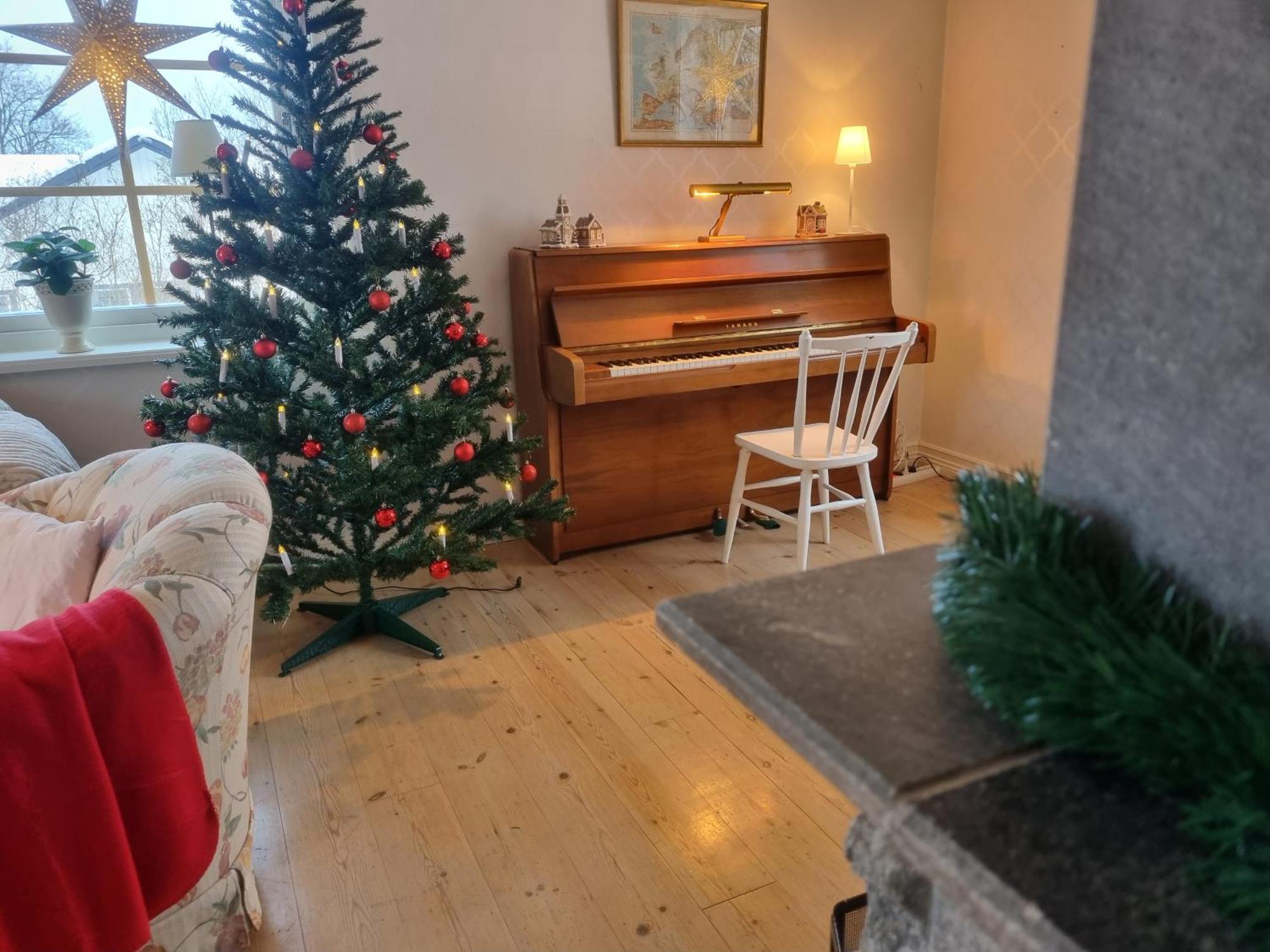 Saellinge House - Cozy Villa With Fireplace And Garden Close To Uppsala Exteriér fotografie
